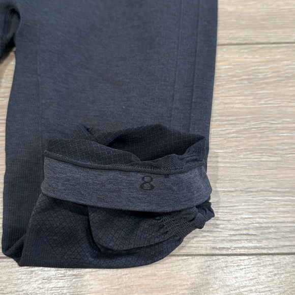 LULULEMON Black In The Flow Crop Seamless Mid Rise Active Yoga Capri Leggings 8 - Picture 8 of 12